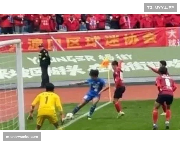 英超仅限队长沟通方式实施 减少集体对抗围攻裁判